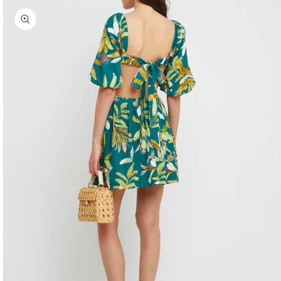 O.P.T. Evereve Few Moda tropical cutout resort dress - Picture 2 of 7